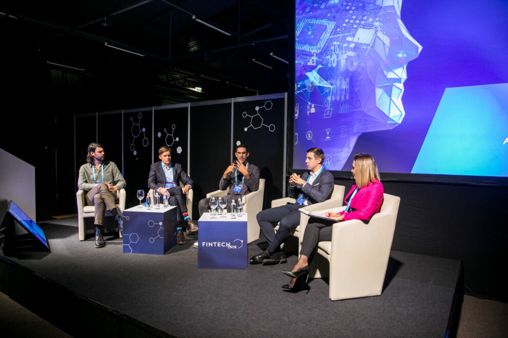 Panelbeszélgetés a közösségi finanszírozás trendjeiről és a kampányok sikertényezőiről.