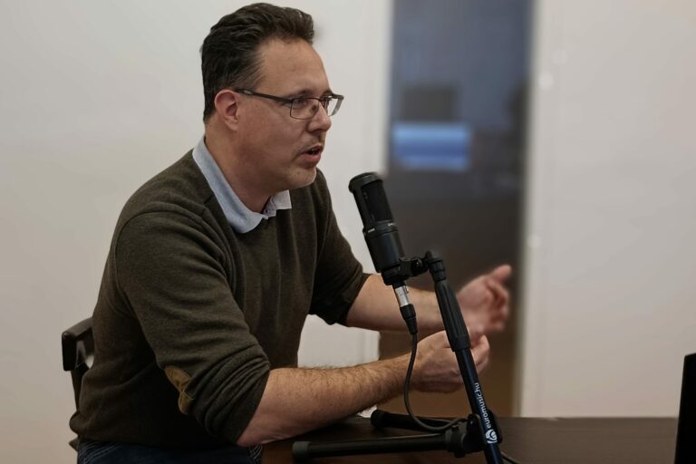 fishinda podcast kanapé pitch kékkői zoltán